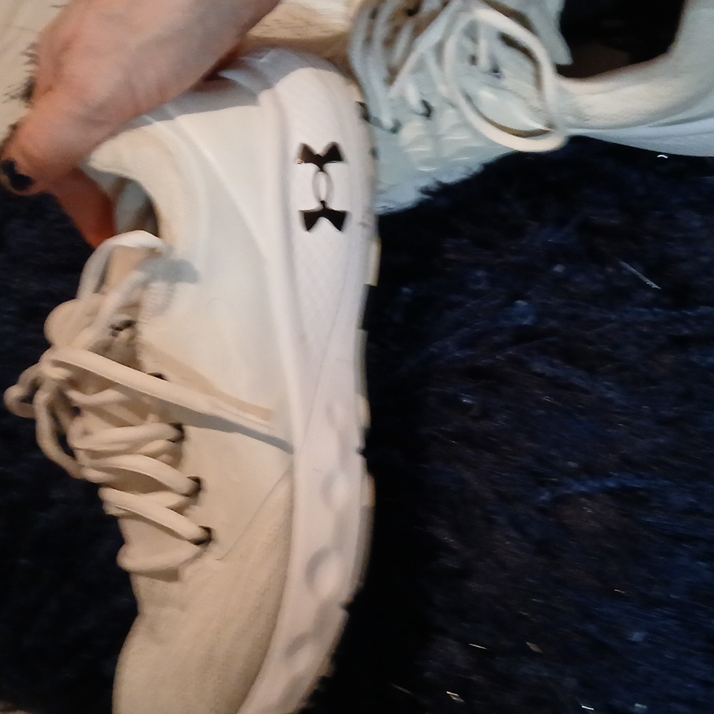Shoes - Picture 3 of 3
